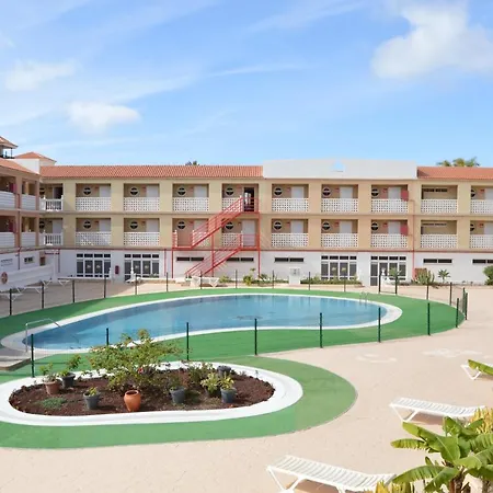 Апартаменты Coqueto En Parque Carolina Коста-дель-Силенцио