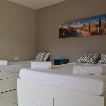 Апартаменты Coqueto En Parque Carolina Коста-дель-Силенцио